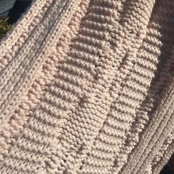 Matching Hat and Scarf - Picture 5 of 6